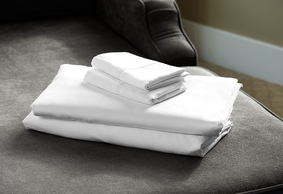 Temperature Regulating Sheet Set Sharper Image