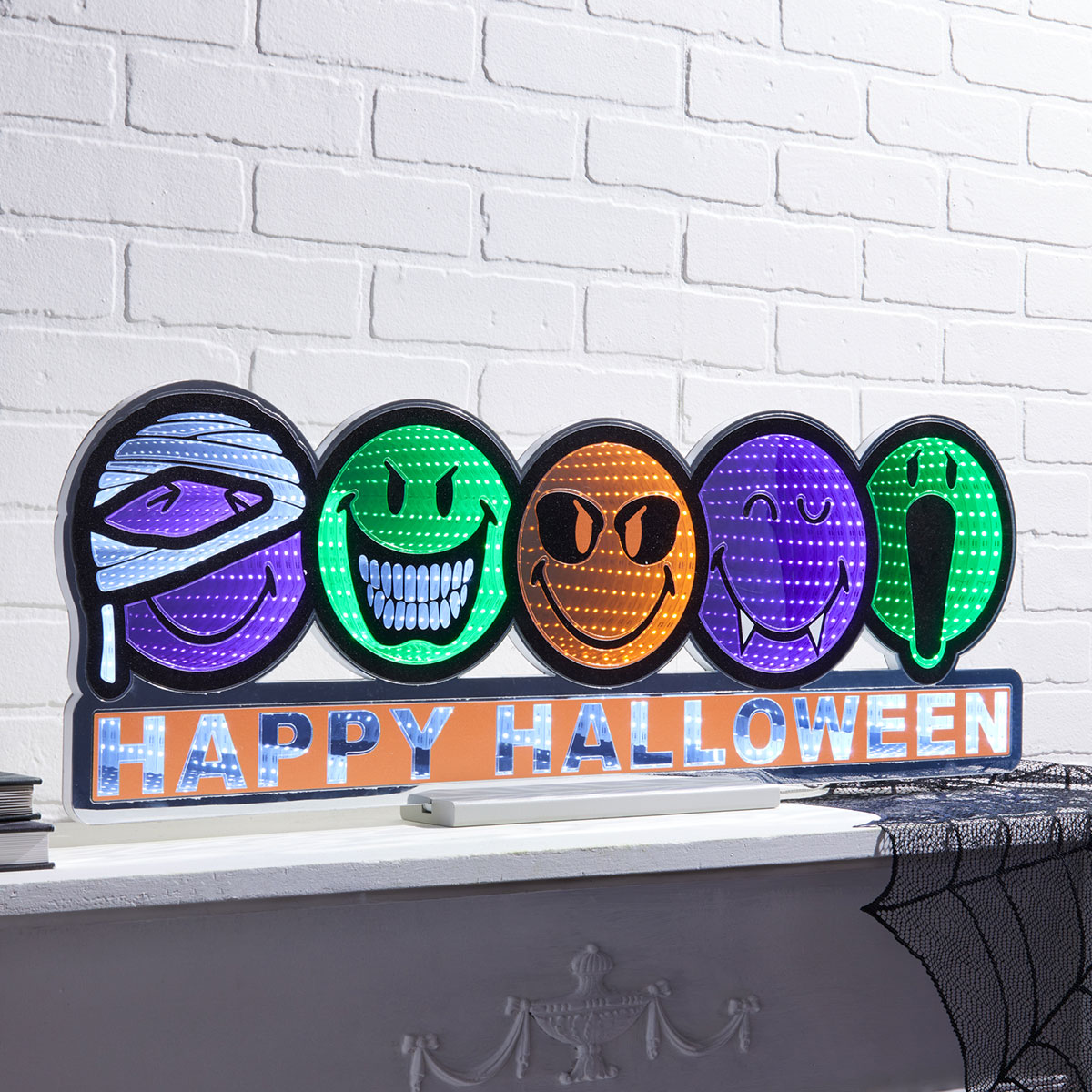 SmileyWorld Halloween LED Infinity Light