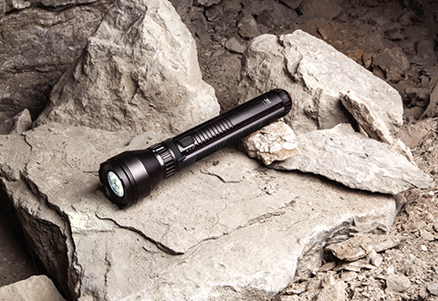 1000 lumen flashlight
