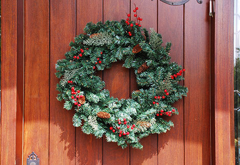 cordless pre lit indoor outdoor wreath sharper image cordless pre lit indoor outdoor wreath sharper image