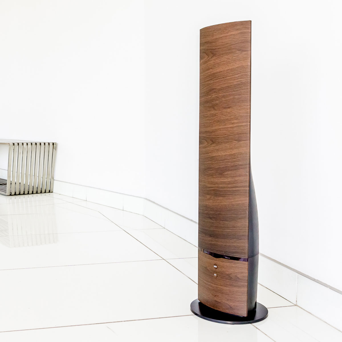 Wood-Grain Tower Aromatherapy Humidifier - Dark Grain